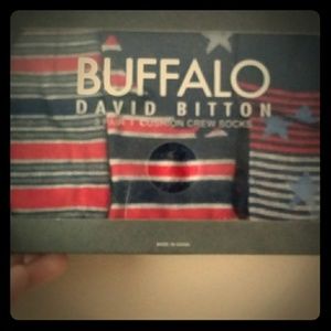 Firm on price NIB men's Crew socks